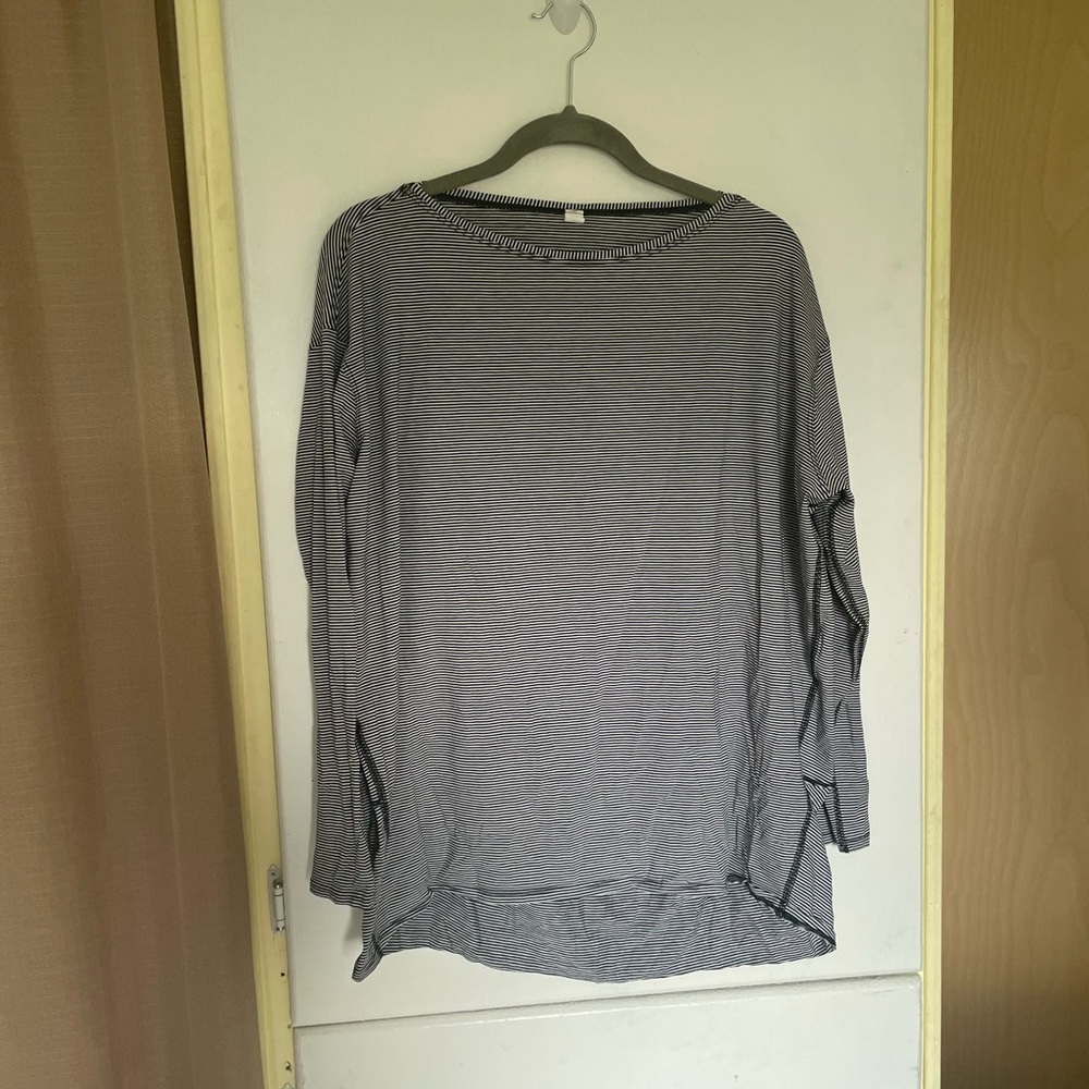 Lululemon long sleeve top